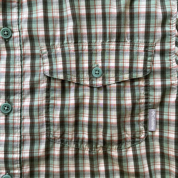 Men’s Columbia button up short sleeve shirt - Picture 2 of 6